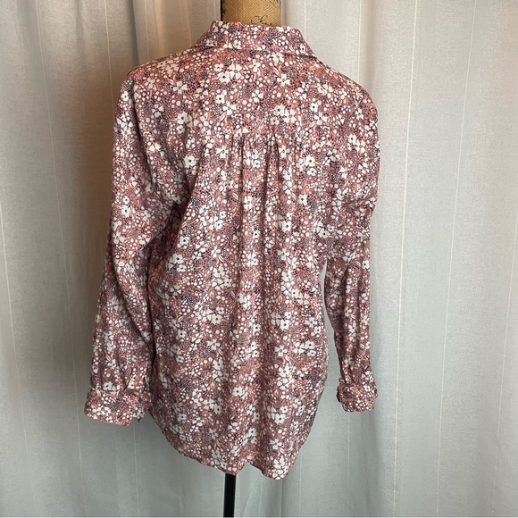 Anthropologie Pilcro Sasha Smocked Floral Top - Picture 5 of 10